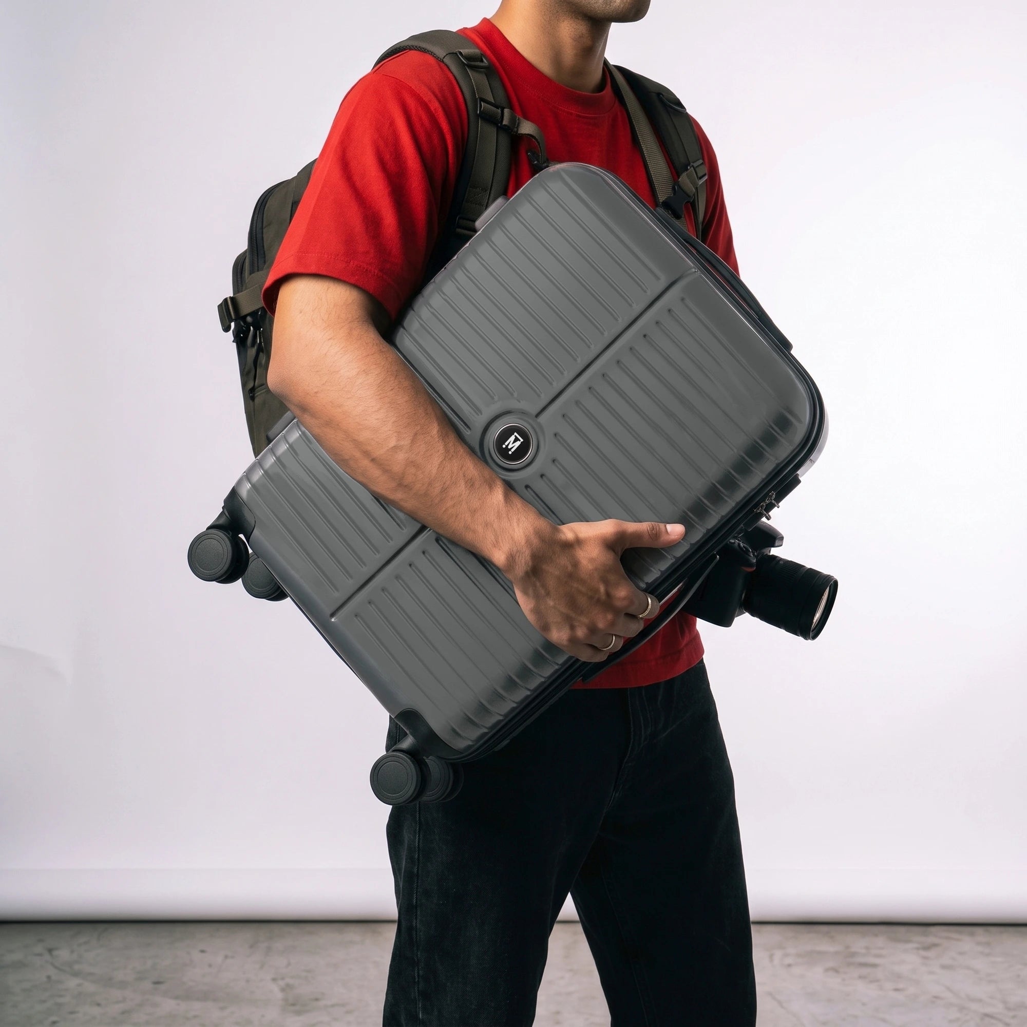 Featherlight Carry. Built for Creators on Assignment.